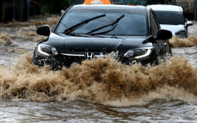 Bagaimana Menangani Mobil Setelah Terendam Banjir? Simak tips Berikut