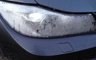 Kenali Penyebab Lampu Mobil Berembun